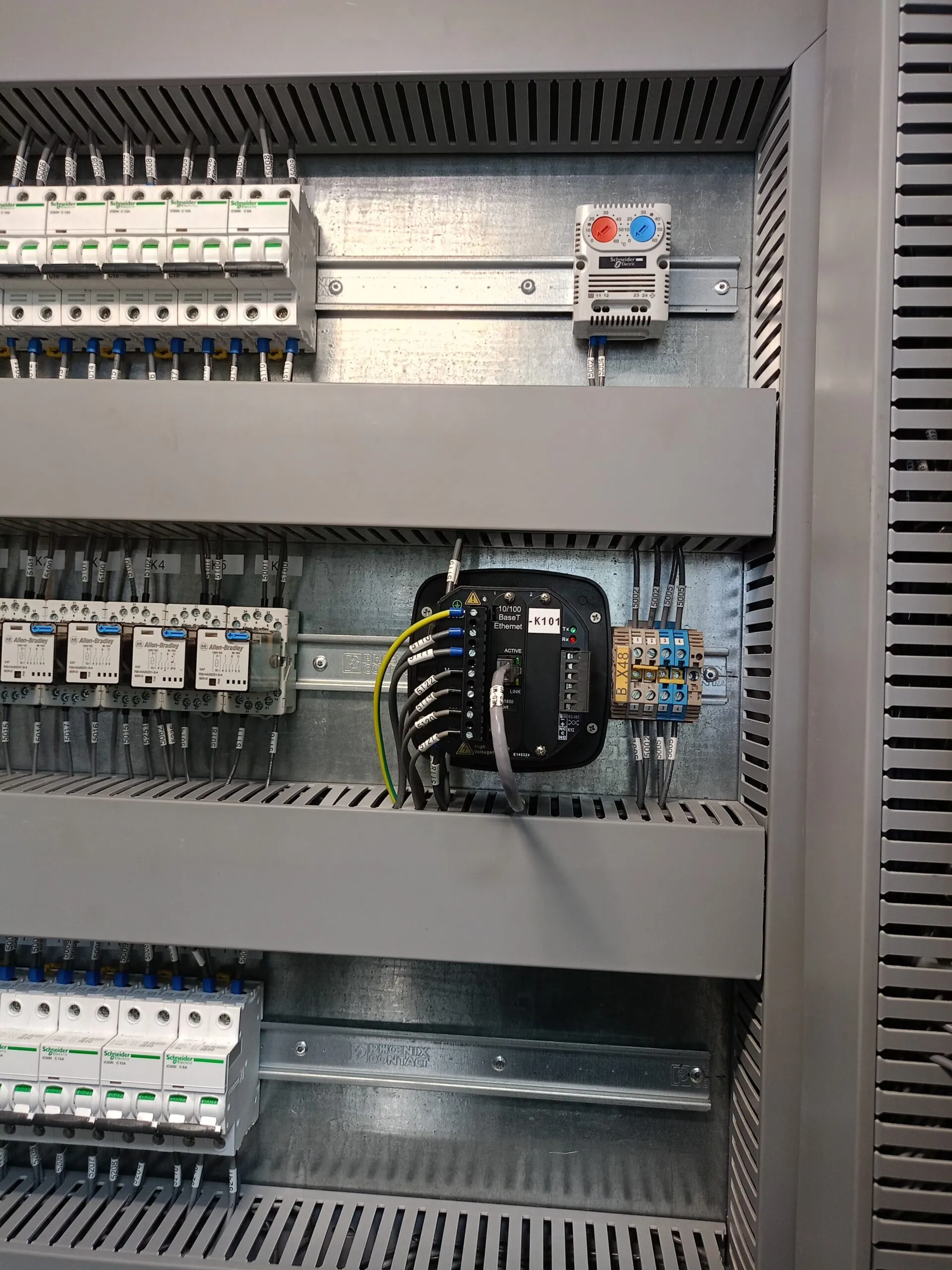 Diseño y Suministro de Tableros de Control y Protección para la Subestación de 115 kV Viloma — ELFEC